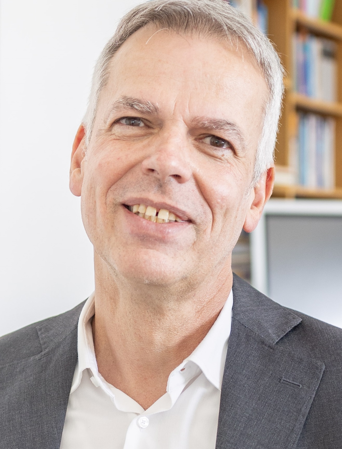 Dr. med. Frank Padberg